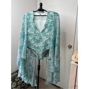 The hippie shake Lucy in the sky blue floral body